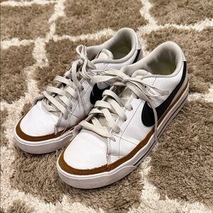 Nike White and Brown Sneakers with Black Accents